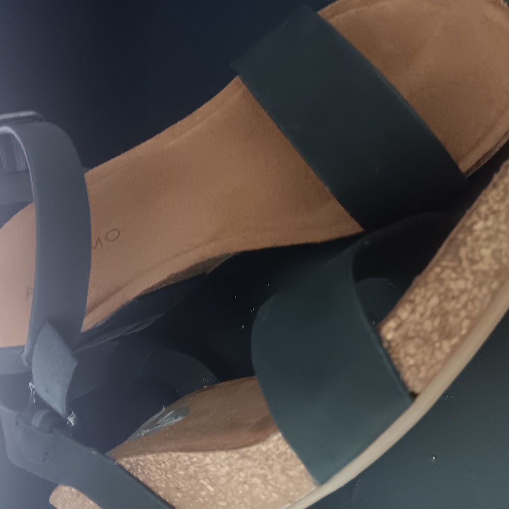 Women's Black Sandals